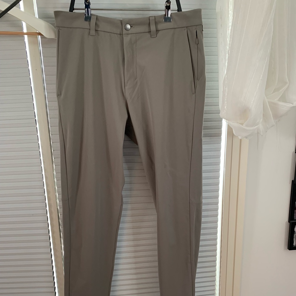 Lululemon Commission Slim fit pants